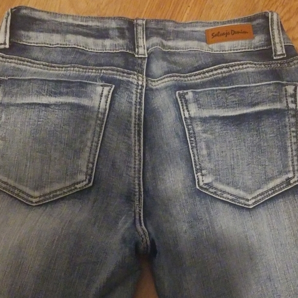 JEANS ... - Picture 3 of 4